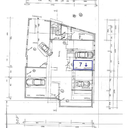 - Old Main Bridge, Own Garage Parking Space Appartement