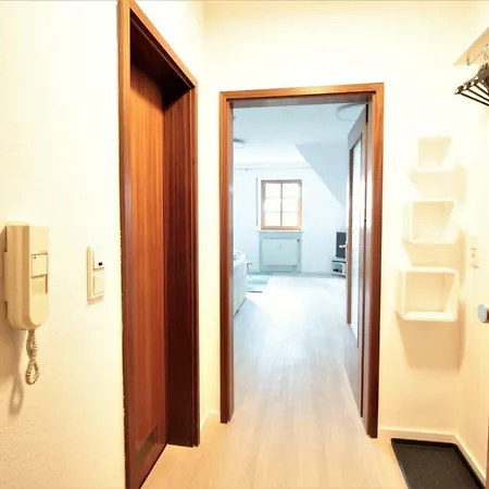 Appartement - Old Main Bridge, Own Garage Parking Space Wurtzbourg